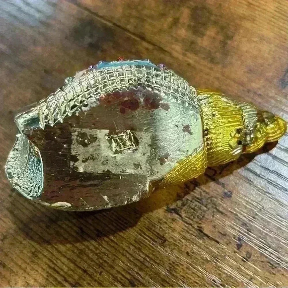 Bejeweled Gold-Tone Rainbow Rhinestone Painted Seashell Trinket Beach Ring Box - Picture 5 of 8